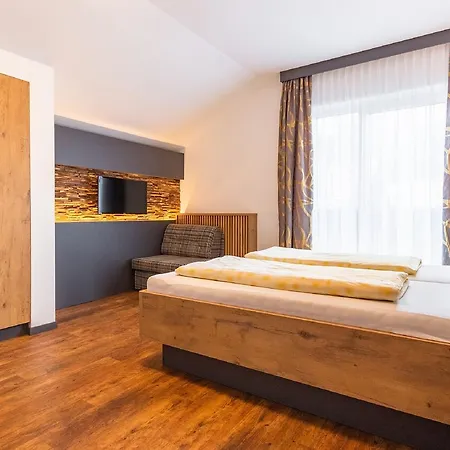 Zajazd Jagersberger Hollenstein an der Ybbs